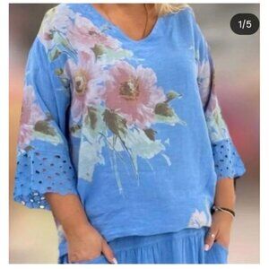 Made In Italy Linen Tunic Top Sz XL  Floral Blue Eyelet Sleeve Detailing V-Neck
